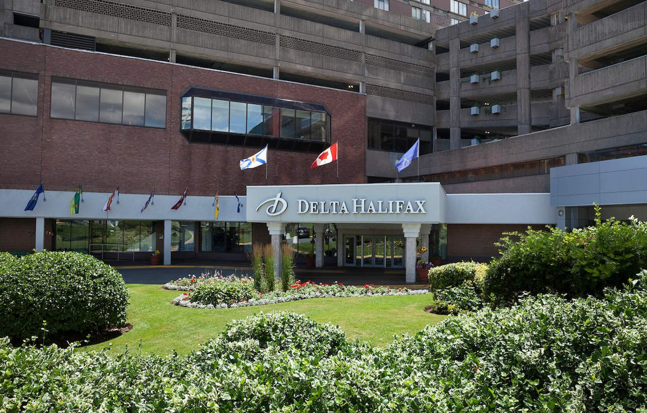 Hotel Halifax Exterior photo